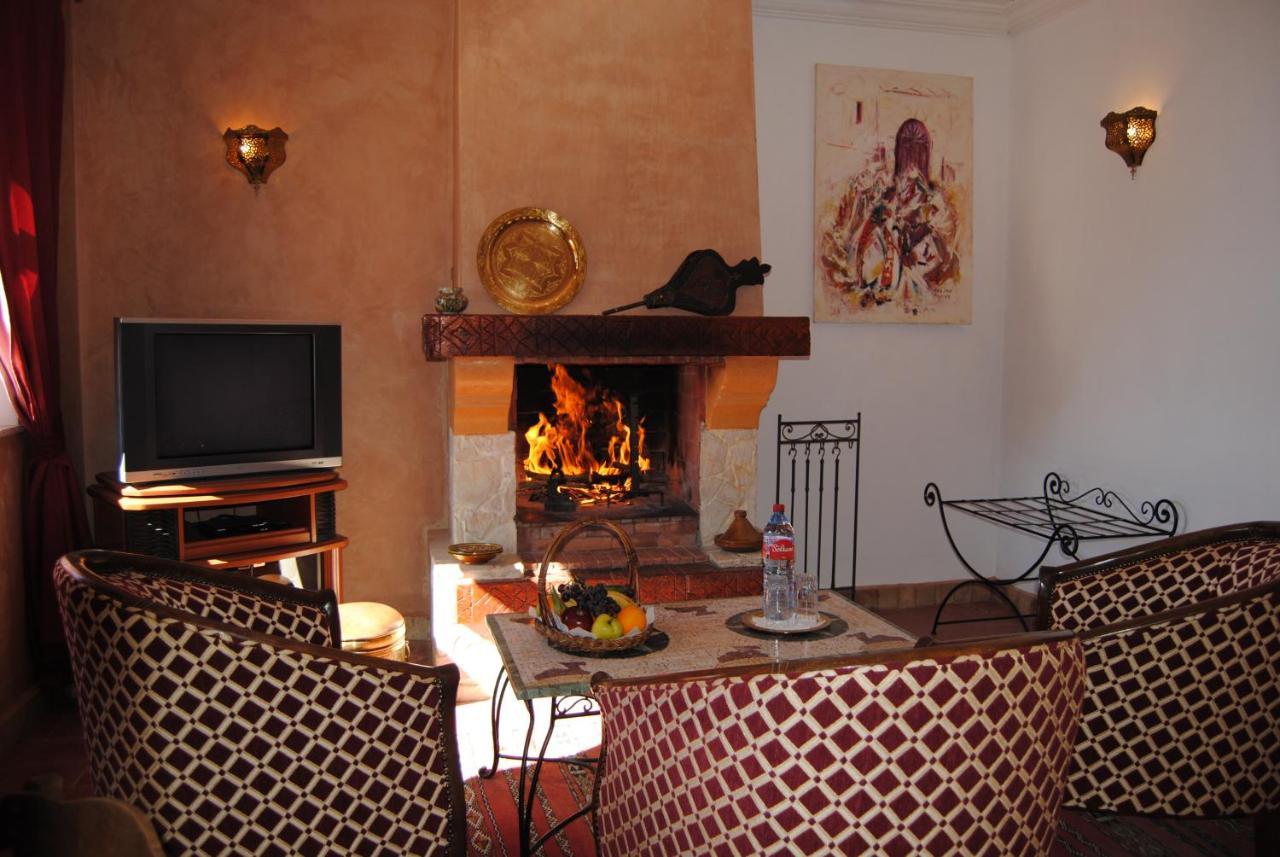 Les Tourmalines Bed & Breakfast Afeggou Exterior photo