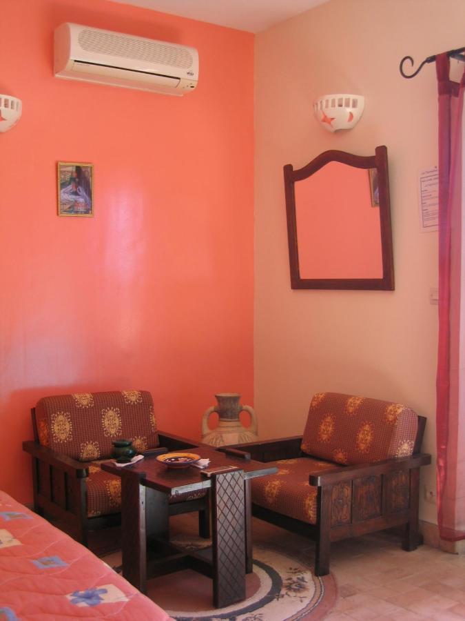 Les Tourmalines Bed & Breakfast Afeggou Exterior photo