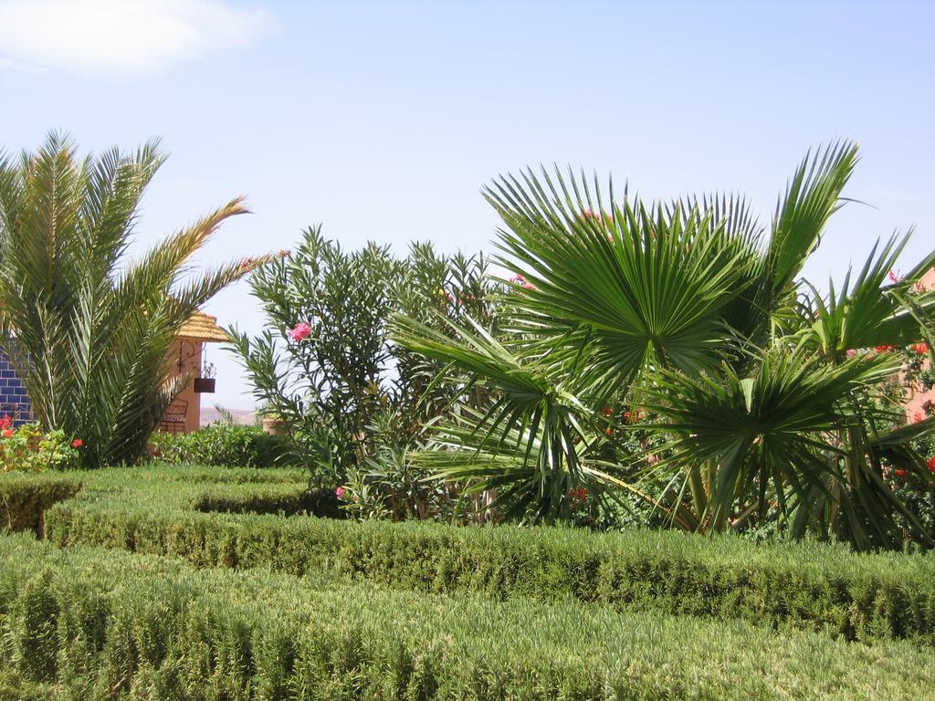 Les Tourmalines Bed & Breakfast Afeggou Exterior photo
