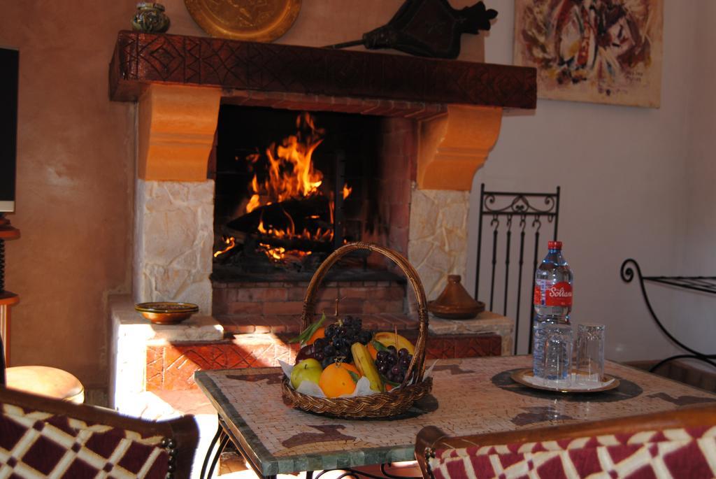 Les Tourmalines Bed & Breakfast Afeggou Exterior photo